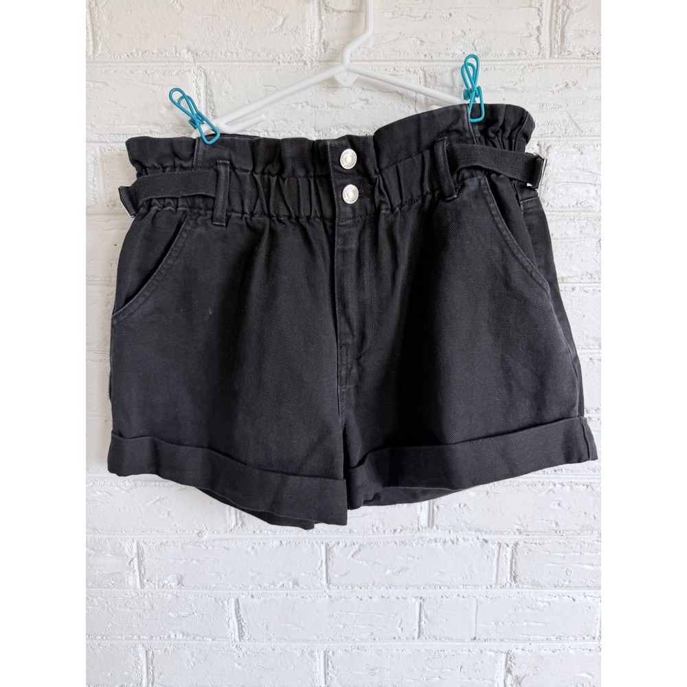 FOREVER 21 Black Paperbag Waist Denim Shorts High Rise Belted‎ Cuffed Womens M